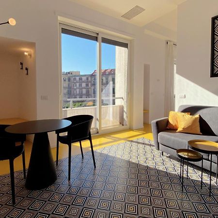 Toraldo Suites - Dimore Partenopee Неаполь Экстерьер фото